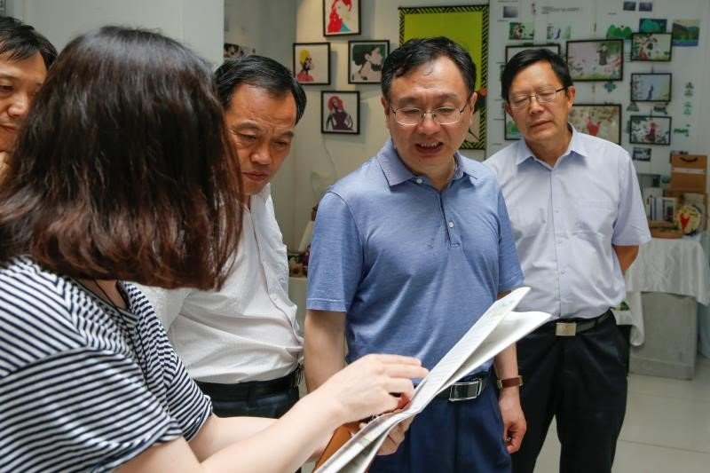 俞海洛校长、郭正让副书记、李俊杰书记莅临展厅 当前位置