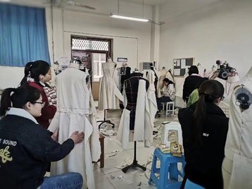 服装设计与工程专业是河南省特色专业