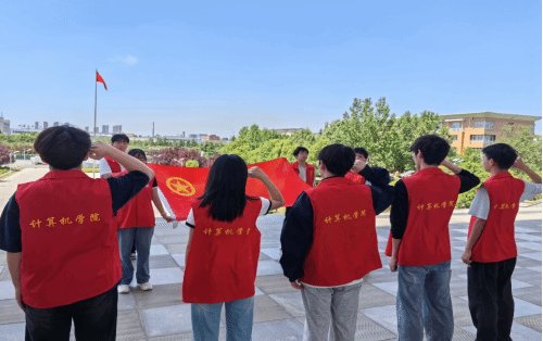 绽放青春光芒”主题系列活动
